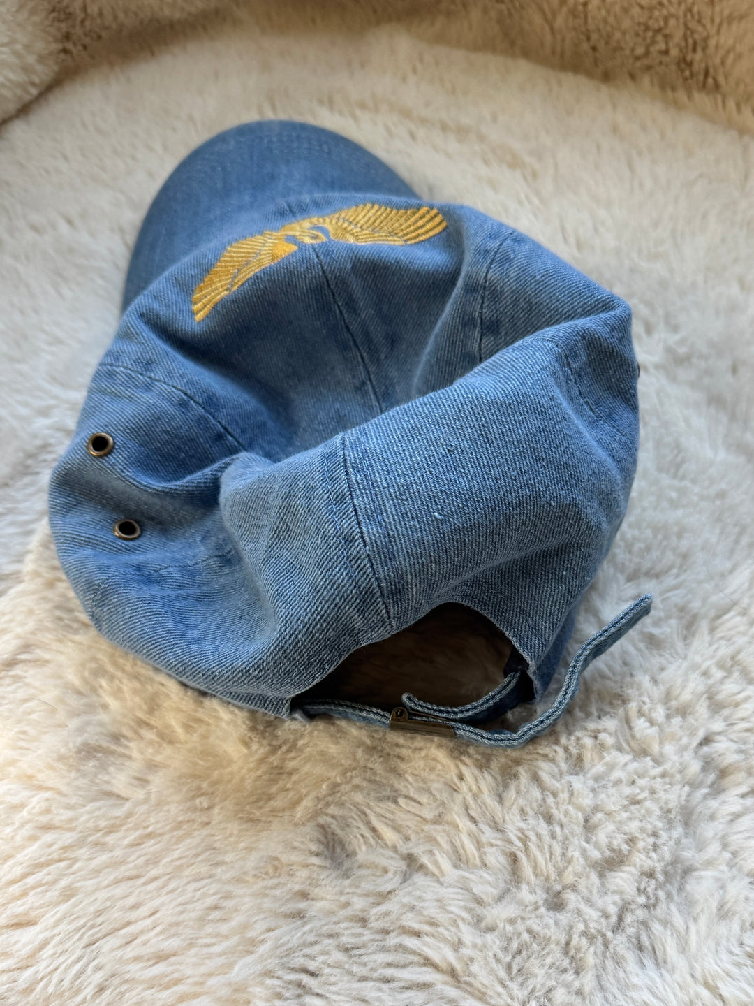 PELICAN HAT