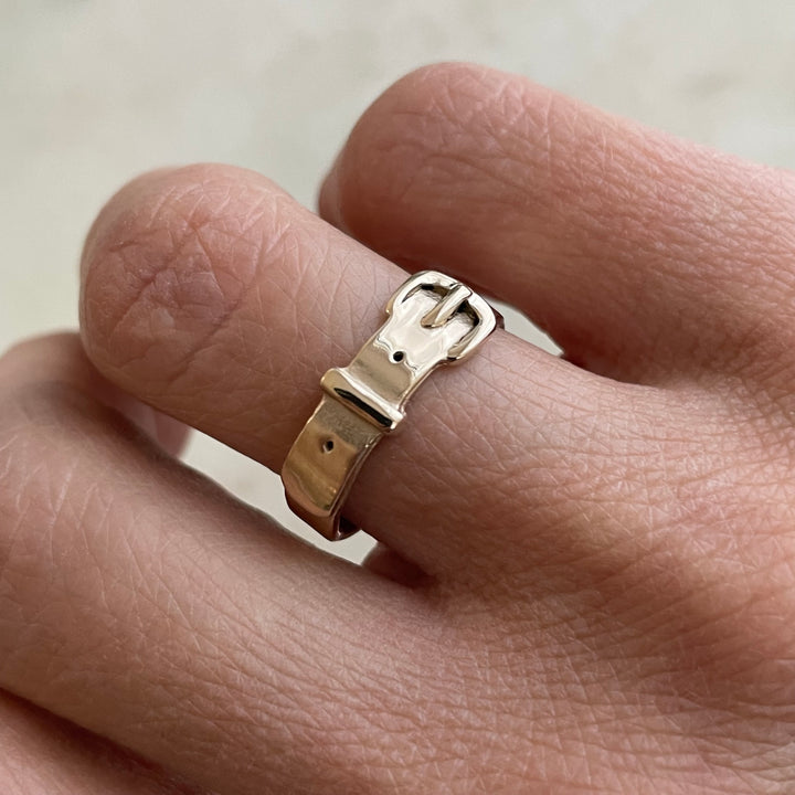 Woman Wearing A Handcrafted 14K Solid Yellow Gold Belt Ring 