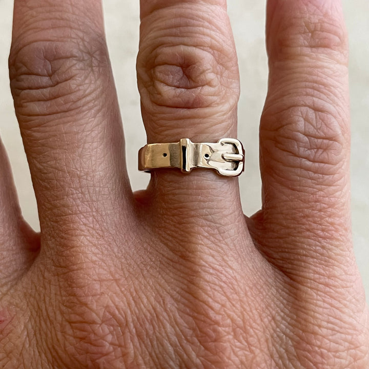 Woman Wearing A Handcrafted 14K Solid Yellow Gold Belt Ring 