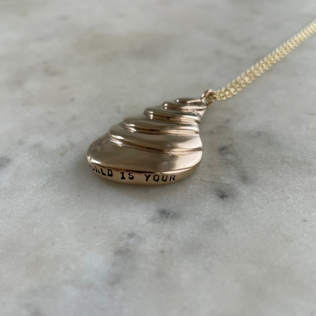 OYSTER PENDANT — LARGE