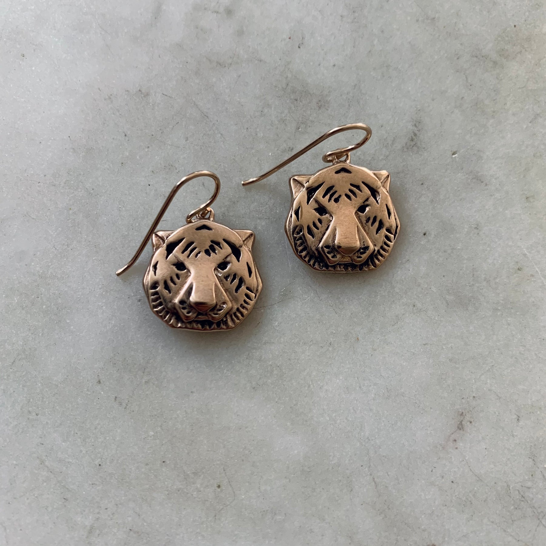 Kleine Oorknopjes In De Vorm Van Madeliefjes Gemaakt Van 925 Sterling Zilver Hypoallergeen En Elegant Klassieke Oorbellen Voor Dames In Een Stijlvolle Vrijetijdslook G 601099545088149 Kleine Oorknopjes In De Vorm Van Madeliefjes Gemaakt Van 925 Sterling Zilver Hypoallergeen En Elegant Klassieke Oorbellen Voor Dames In Een Stijlvolle Vrijetijdslook G 601099545088149